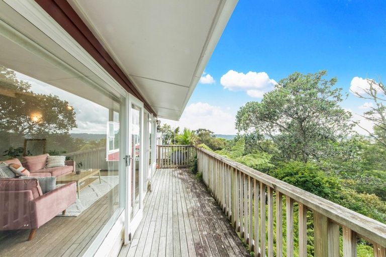 Photo of property in 6 Kia Ora Road, Beach Haven, Auckland, 0626