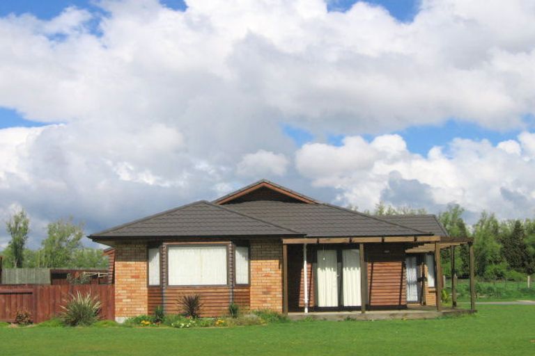 Photo of property in 30 Duggan Drive, Owhata, Rotorua, 3010