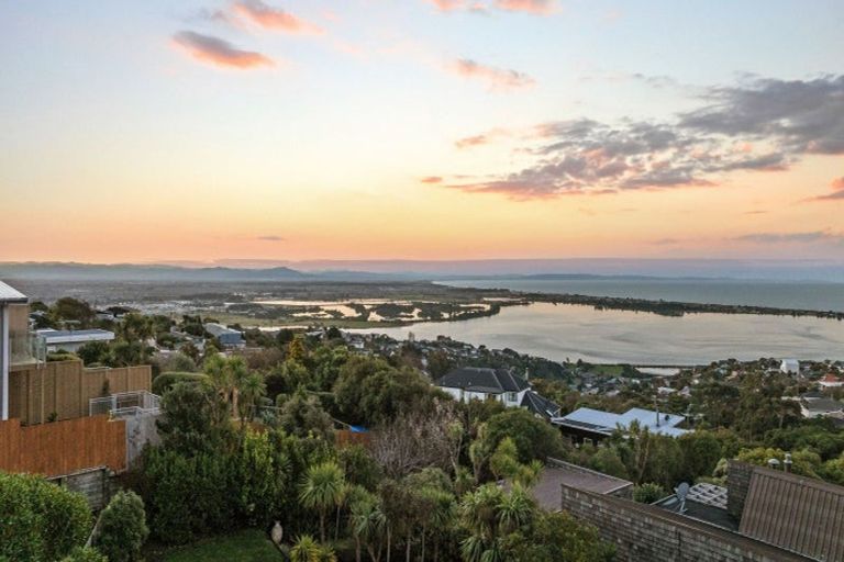 Photo of property in 21 Muritai Terrace, Mount Pleasant, Christchurch, 8081