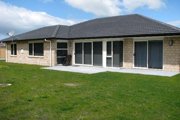 Photo of property in 12 Sophies Way, Papamoa Beach, Papamoa, 3118