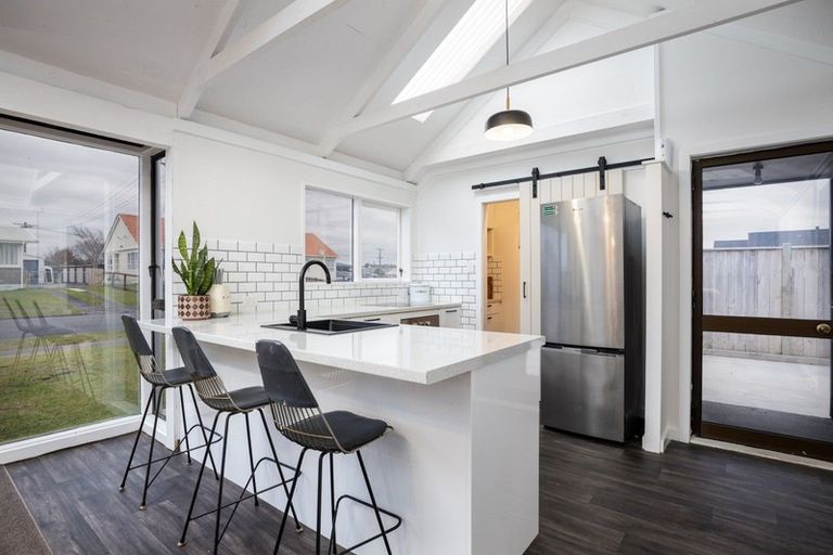 Photo of property in 69 Wrantage Street, Westown, New Plymouth, 4310