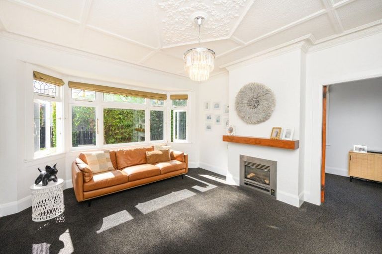 Photo of property in 10 Elmira Avenue, Hokowhitu, Palmerston North, 4410