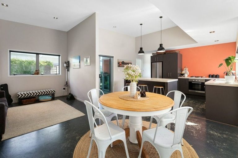 Photo of property in 12 Palm Grove, Waihi Beach, 3611