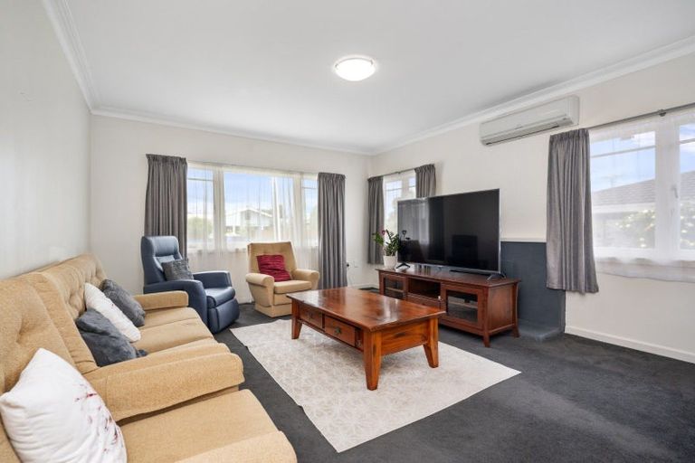 Photo of property in 55b Pemberton Crescent, Greerton, Tauranga, 3112