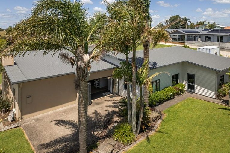 Photo of property in 111 Koutunui Road, Athenree, Katikati, 3177