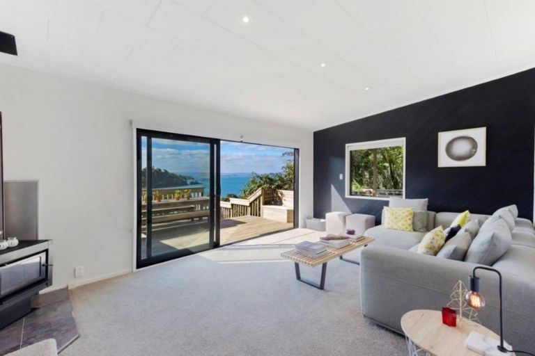 Photo of property in 16 Wairua Place, Pukekohe, 2120