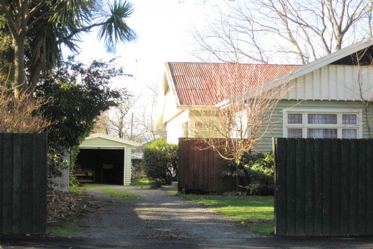 Photo of property in 2/46 Severn Street, St Albans, Christchurch, 8014