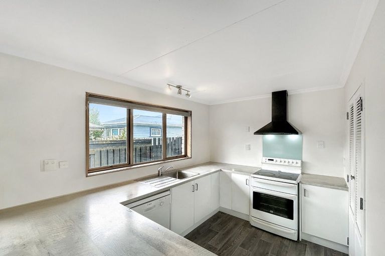 Photo of property in 168 Tremaine Avenue, Westbrook, Palmerston North, 4412