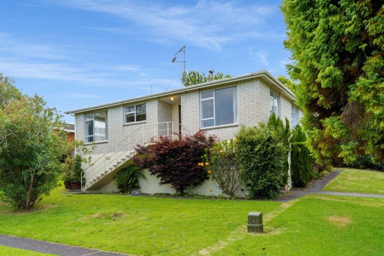 Photo of property in 20 Arawata Avenue, Welcome Bay, Tauranga, 3112