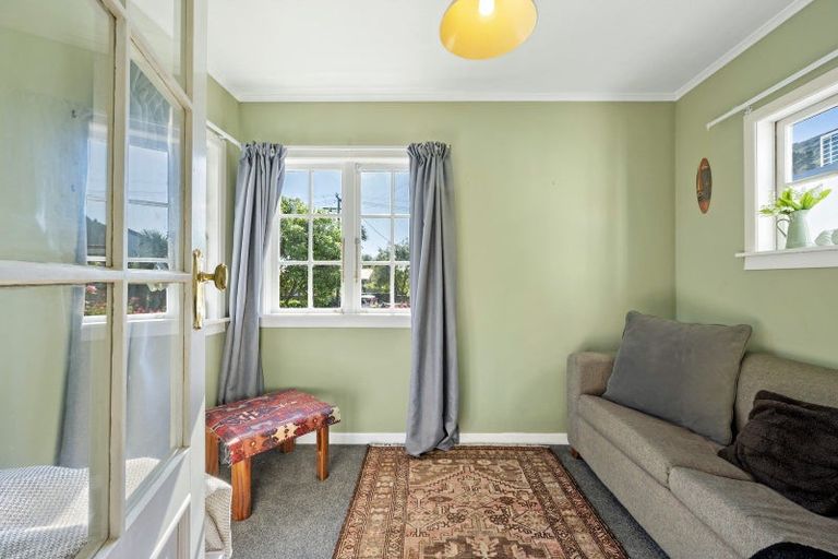 Photo of property in 7 Konini Street, Eastbourne, Lower Hutt, 5013