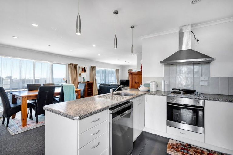 Photo of property in 138 Molesworth Street, New Plymouth, 4312