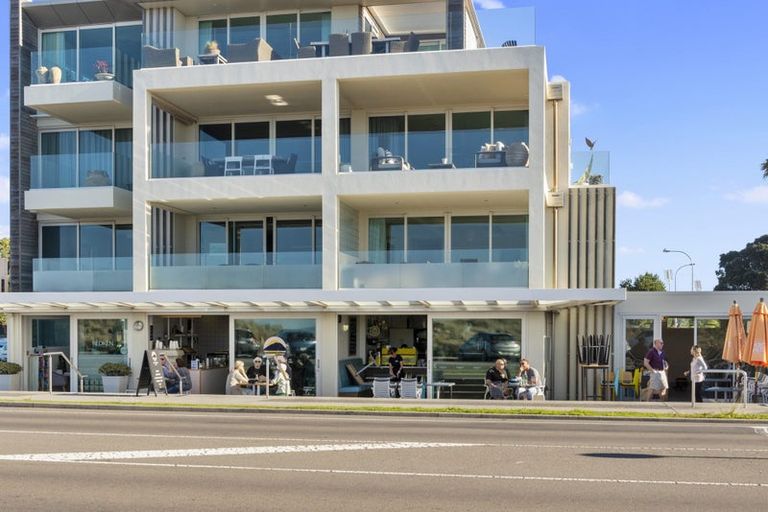 Photo of property in 126 Muricata Avenue, Mount Maunganui, 3116