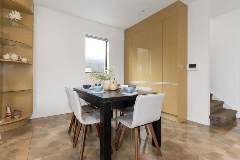 Photo of property in 74b Stamford Park Road, Mount Roskill, Auckland, 1041