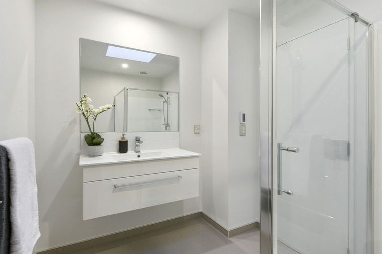 Photo of property in 42 Caulfield Avenue, Halswell, Christchurch, 8025