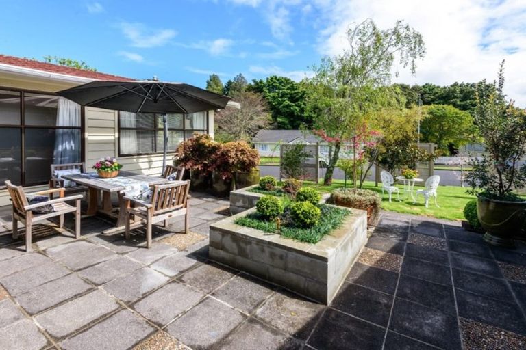 Photo of property in 9 Walpole Avenue, Hillpark, Auckland, 2102