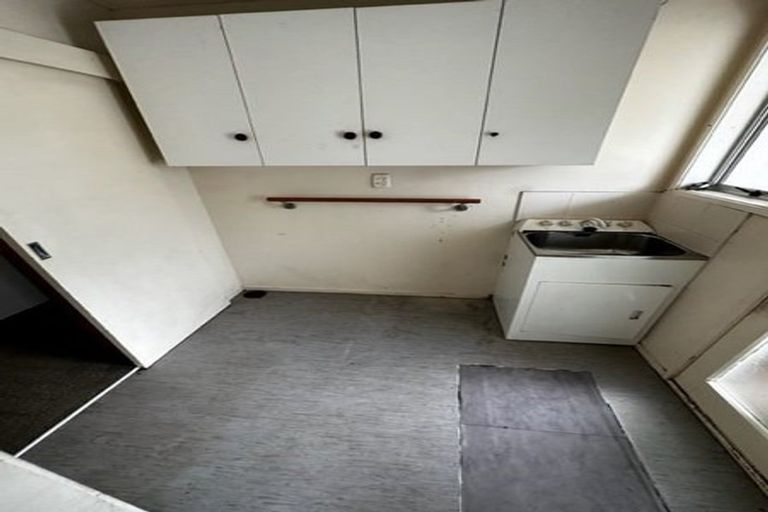 Photo of property in 5 Crispian Place, Weymouth, Auckland, 2103