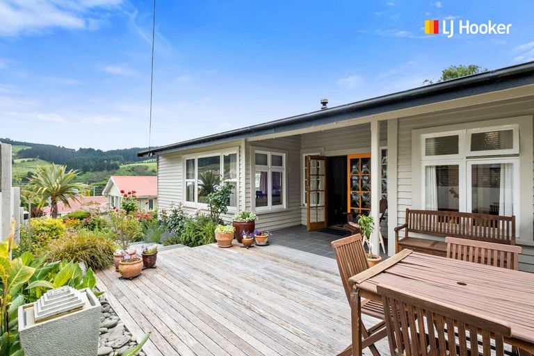 Photo of property in 7 Springdon Avenue, Sawyers Bay, Port Chalmers, 9023
