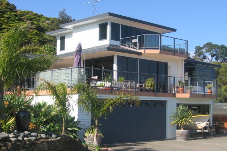 Photo of property in 183 Buffalo Beach Sh25 Road, Whitianga, 3510