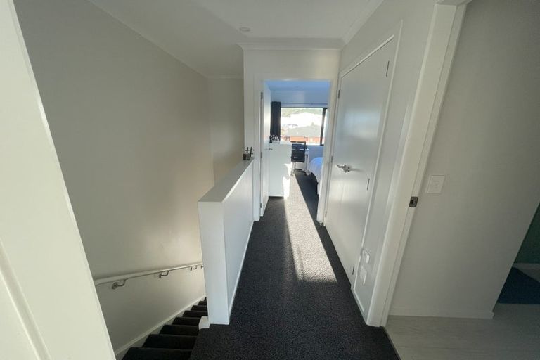 Photo of property in 8 Kauamo Close, Waiwhetu, Lower Hutt, 5010