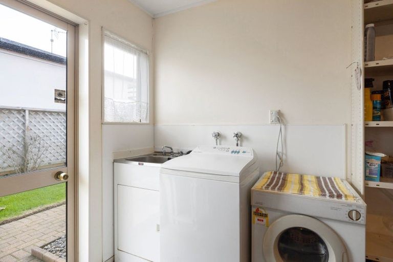 Photo of property in 5 Reynolds Drive, Glenview, Hamilton, 3206