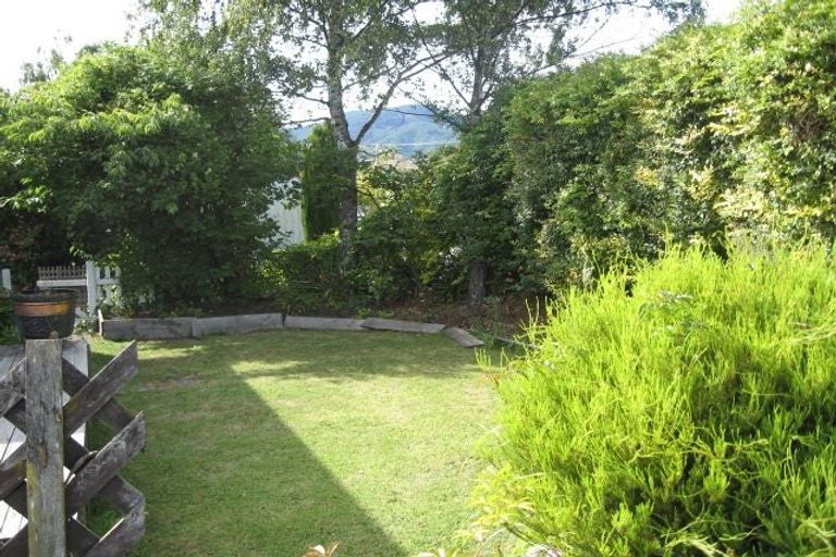 Photo of property in 1/42 Parkers Road, Tahunanui, Nelson, 7011