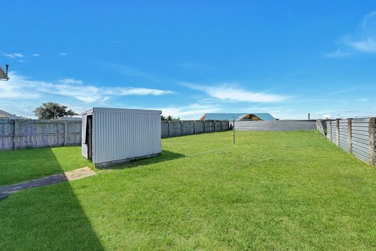 Photo of property in 26-28 Matipo Street, Castlecliff, Whanganui, 4501