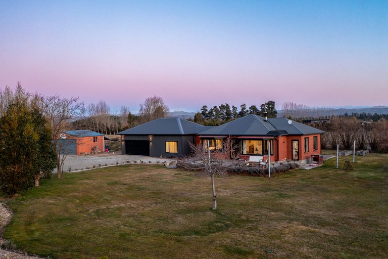 Photo of property in 446 Letts Gully Road, Springvale, Alexandra, 9393