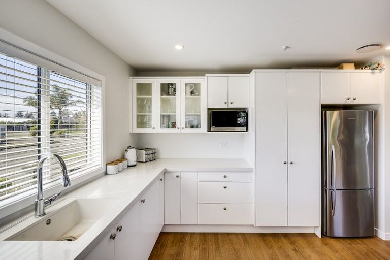 Photo of property in 3 Onyx Place, Awatoto, Napier, 4110