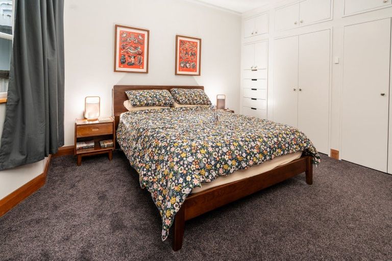 Photo of property in 75 Miramar Avenue, Miramar, Wellington, 6022