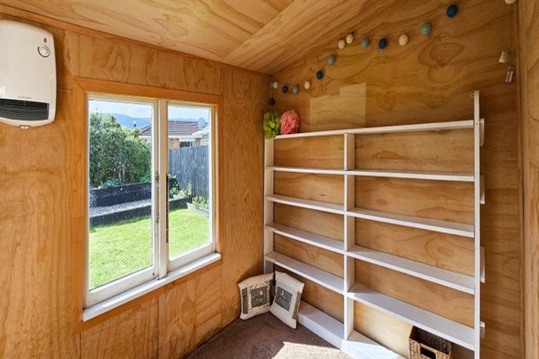 Photo of property in 192 Gladstone Road, Dalmore, Dunedin, 9010