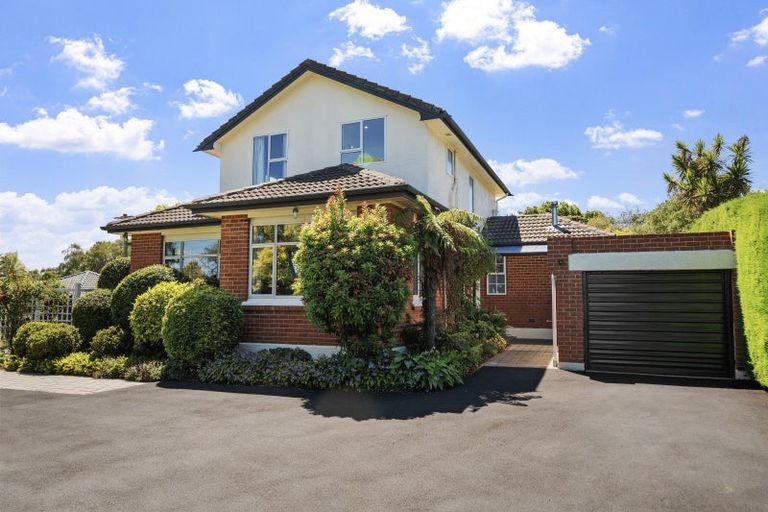 Photo of property in 9 Riccarton Road East, East Taieri, Mosgiel, 9024