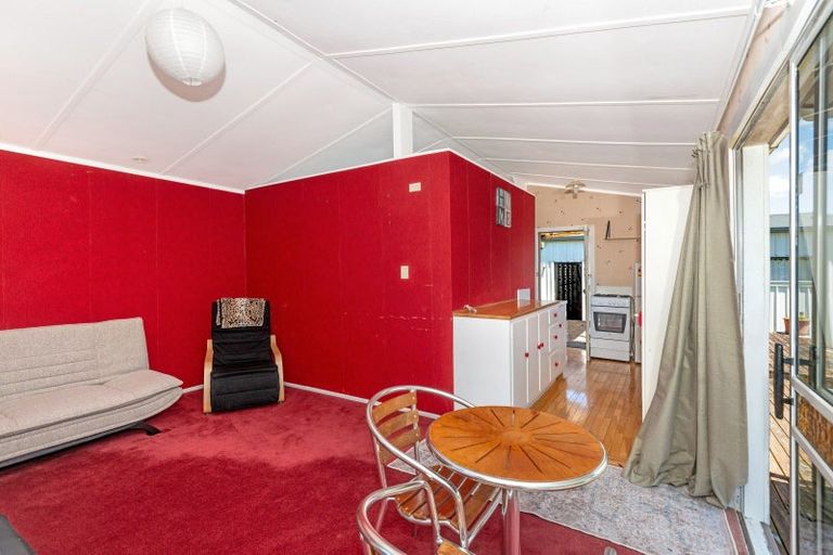 Photo of property in 6 Hale Street, Tolaga Bay, 4077