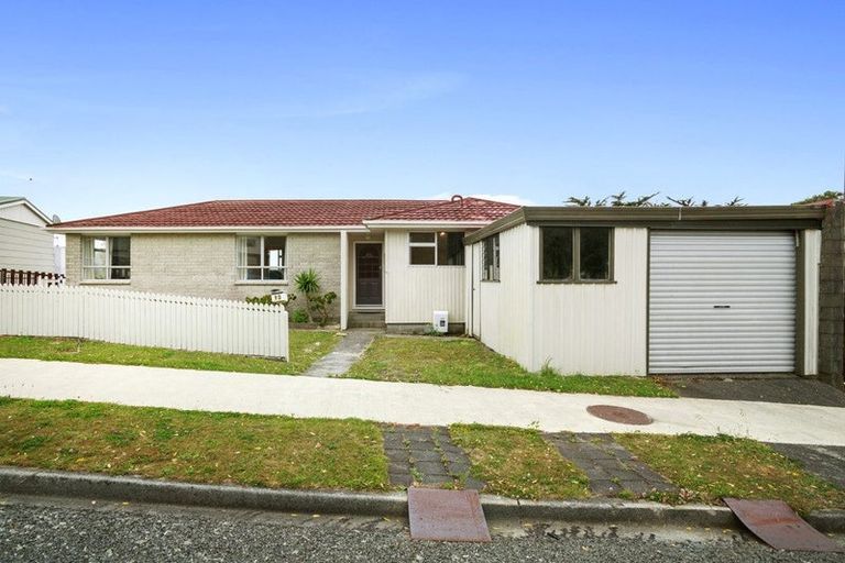 Photo of property in 90 Jamaica Drive, Grenada North, Wellington, 5028