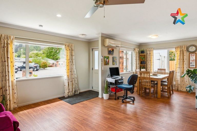 Photo of property in 21 Woodland Mews, Wainuiomata, Lower Hutt, 5014