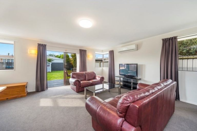 Photo of property in 5a Warwick Avenue, St Andrews, Hamilton, 3200