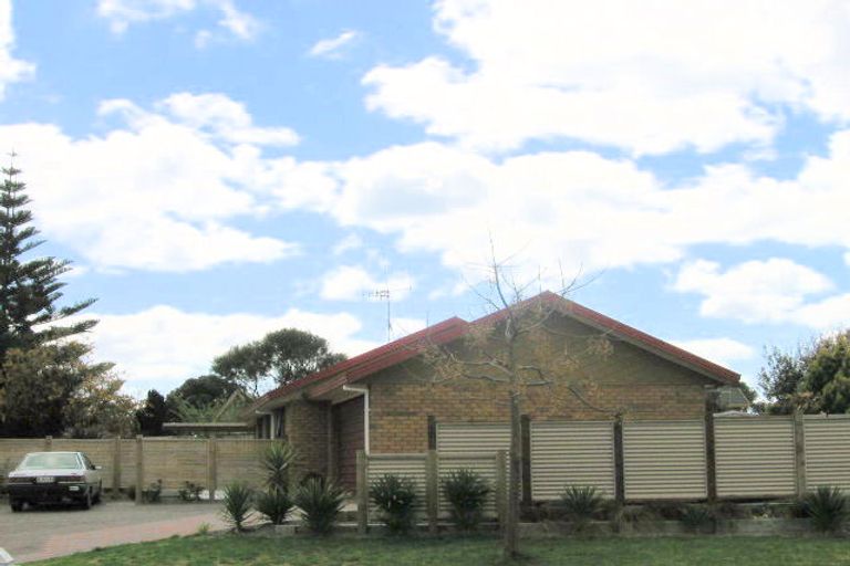 Photo of property in 6 Dalton Drive, Papamoa Beach, Papamoa, 3118