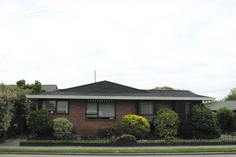 Photo of property in 1/137 Grahams Road, Burnside, Christchurch, 8053