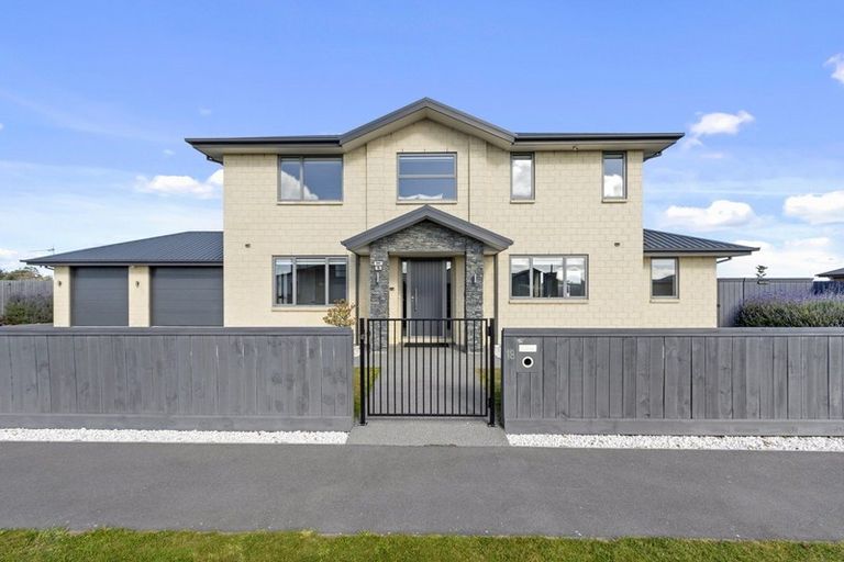Photo of property in 18 Little Gem Road, Hornby, Christchurch, 8025