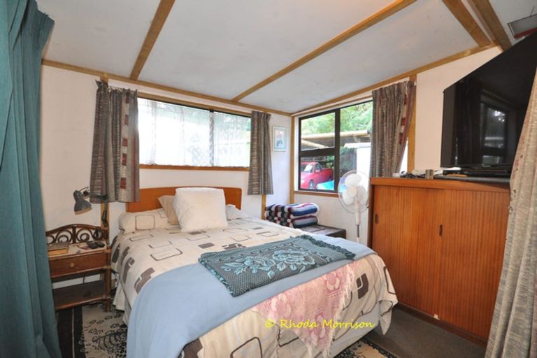 Photo of property in 11 Moana Road, Tinopai, Matakohe, 0593
