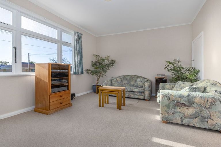 Photo of property in 40 George Street, Levin, 5510