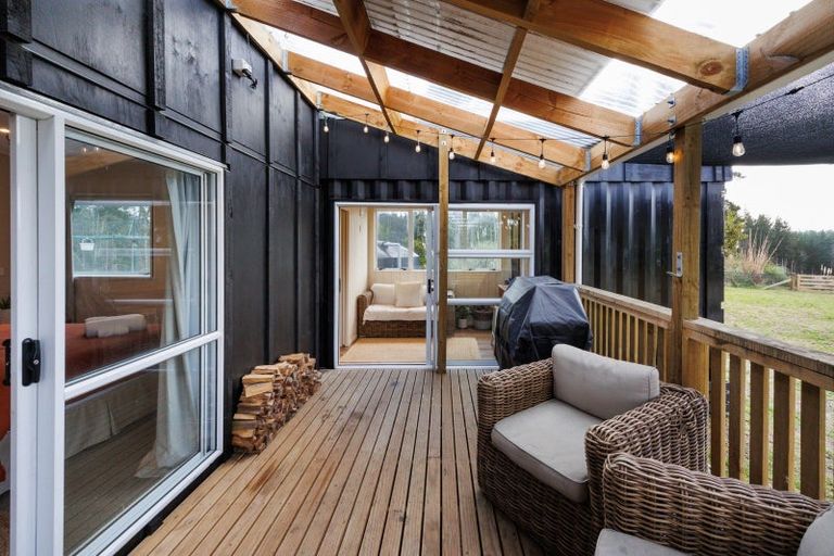 Photo of property in 545 Himatangi Beach Road, Himatangi Beach, Foxton, 4891