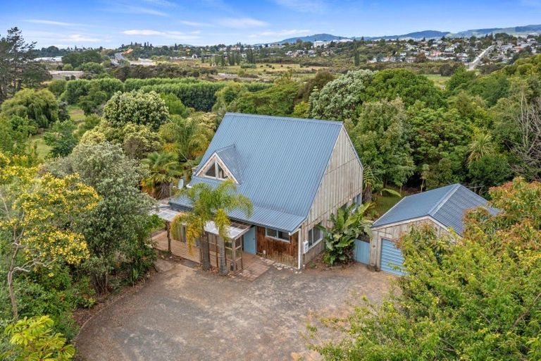 Photo of property in 2 Grasmere Way, Bethlehem, Tauranga, 3110