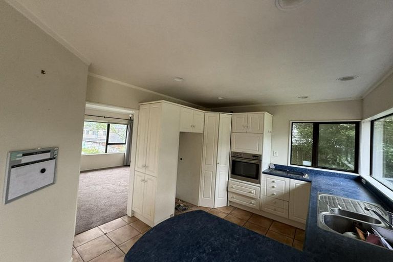 Photo of property in 7 Ronald Woolf Place, Churton Park, Wellington, 6037
