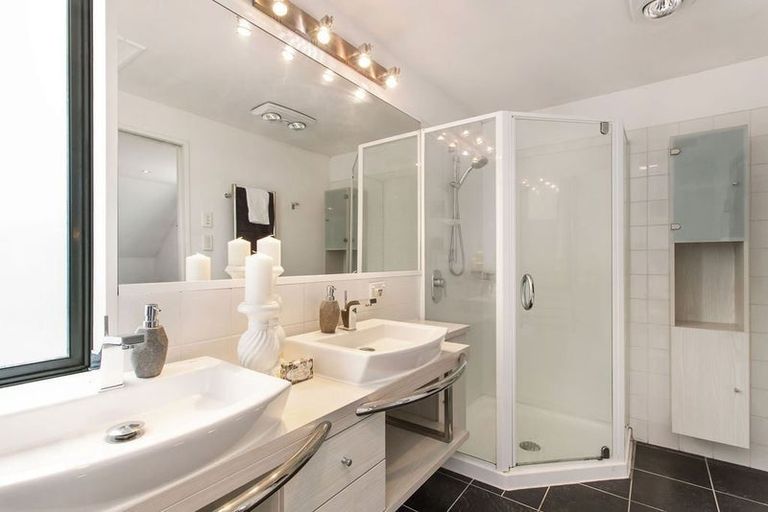 Photo of property in 117 Condell Avenue, Papanui, Christchurch, 8053