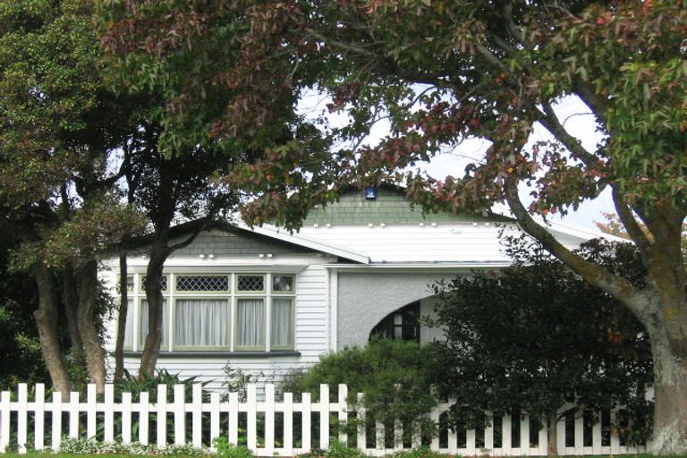 Photo of property in 20 Lincoln Avenue, Epuni, Lower Hutt, 5011