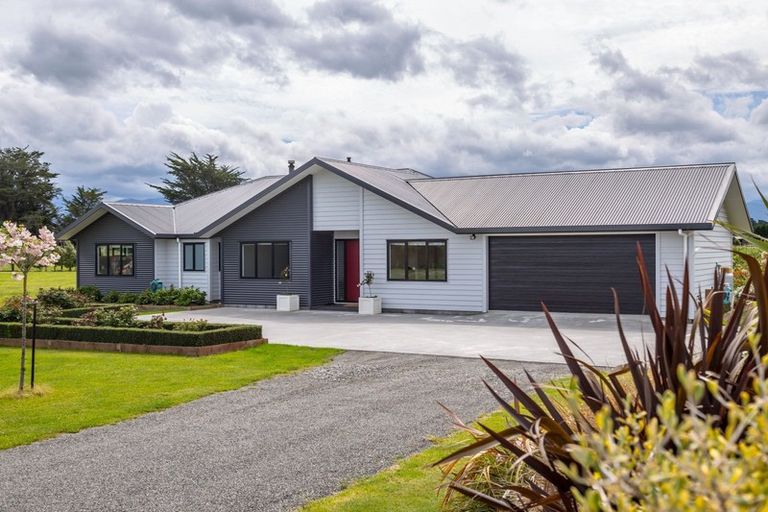 Photo of property in 70 Welch Road, Opaki, Masterton, 5871