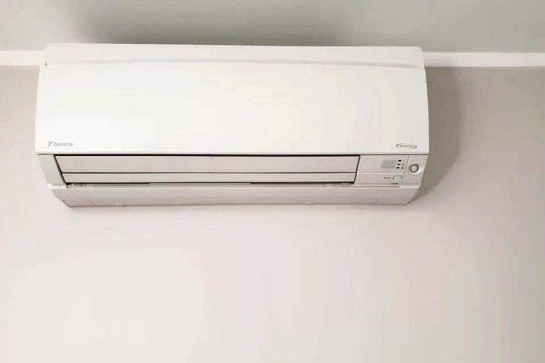 Photo of property in 1/167 Royal Road, Massey, Auckland, 0614