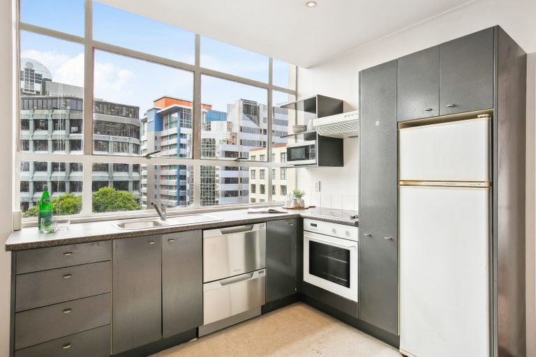 Photo of property in Hume House, 16/152 The Terrace, Wellington Central, Wellington, 6011