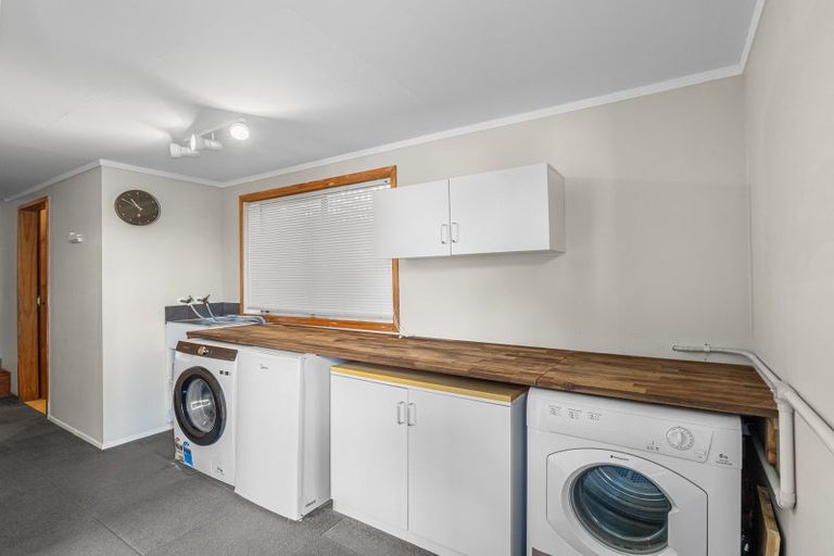 Photo of property in 38 John Downs Drive, Browns Bay, Auckland, 0630