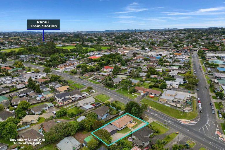 Photo of property in 561 Swanson Road, Ranui, Auckland, 0612
